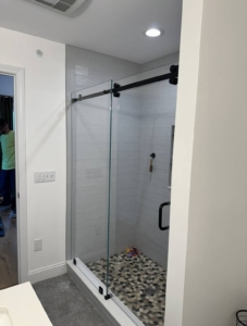 IMG_2691 Glass shower door